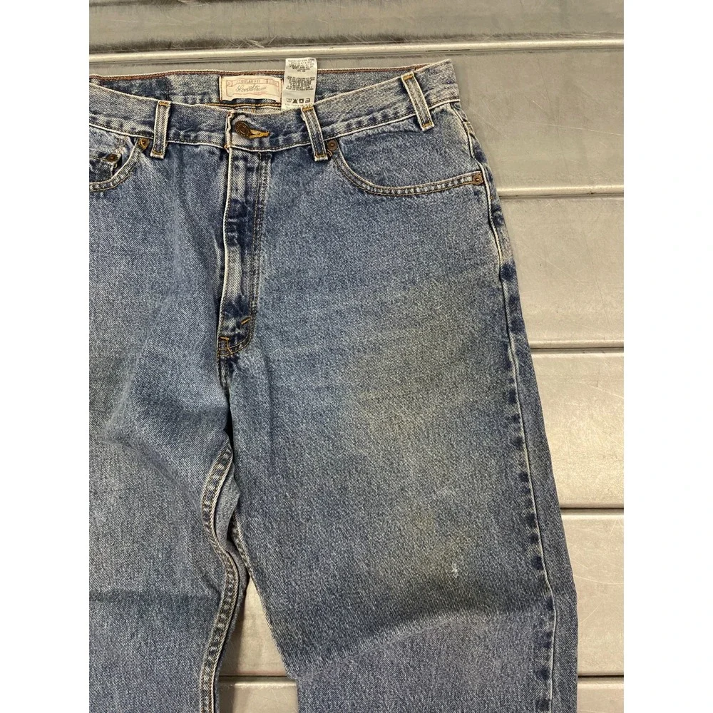 Signature Levis Jeans 33X30‎ Blue Medium Wash Denim Regular Straight 100% Cotton